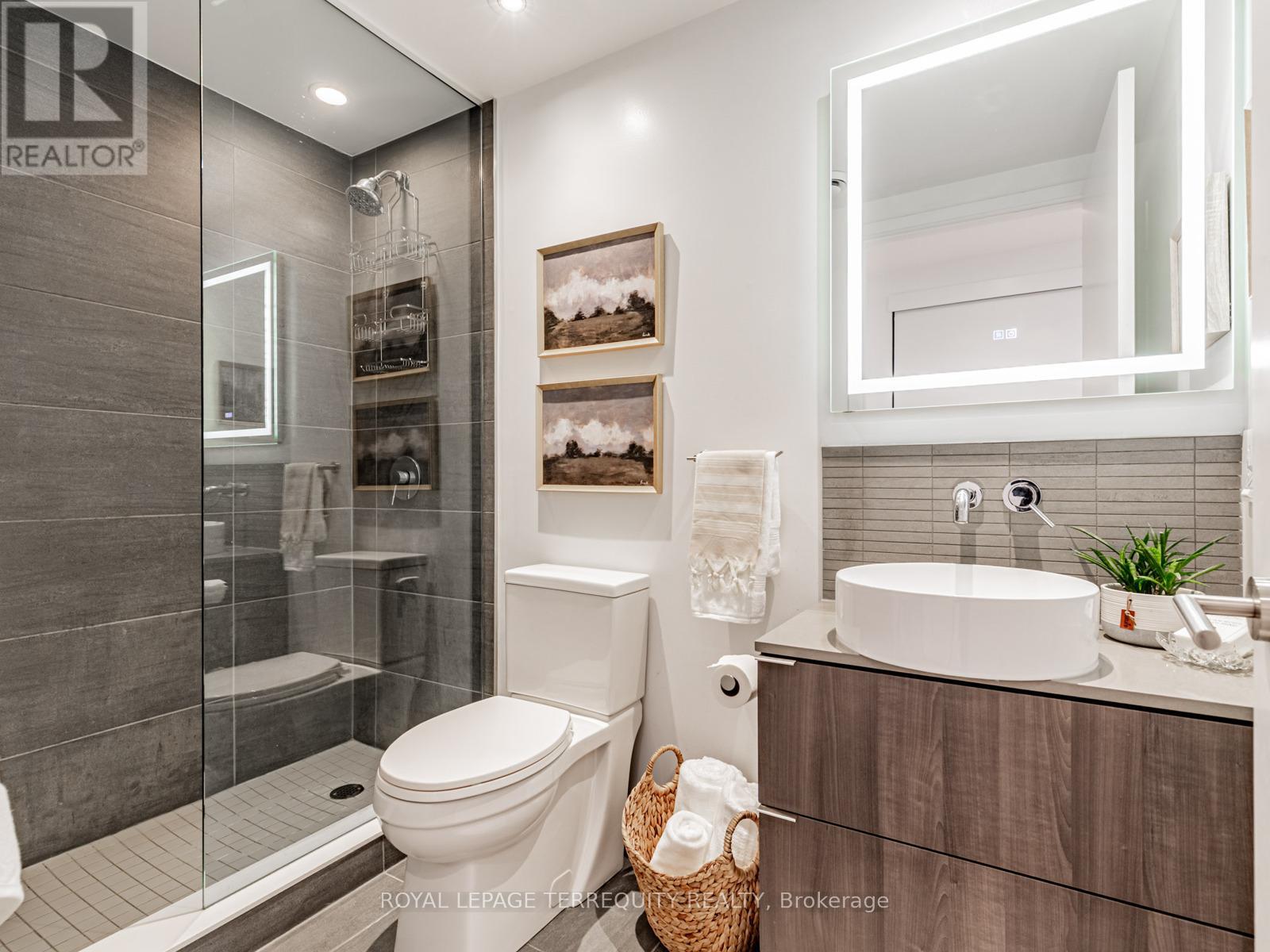 4209 - 161 Roehampton Avenue, Toronto, Ontario  M4P 0C8 - Photo 10 - C12507316