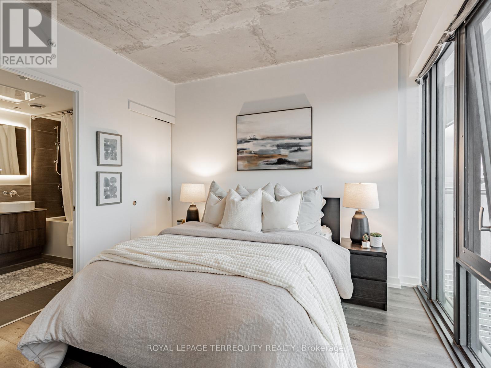 4209 - 161 Roehampton Avenue, Toronto, Ontario  M4P 0C8 - Photo 12 - C12507316