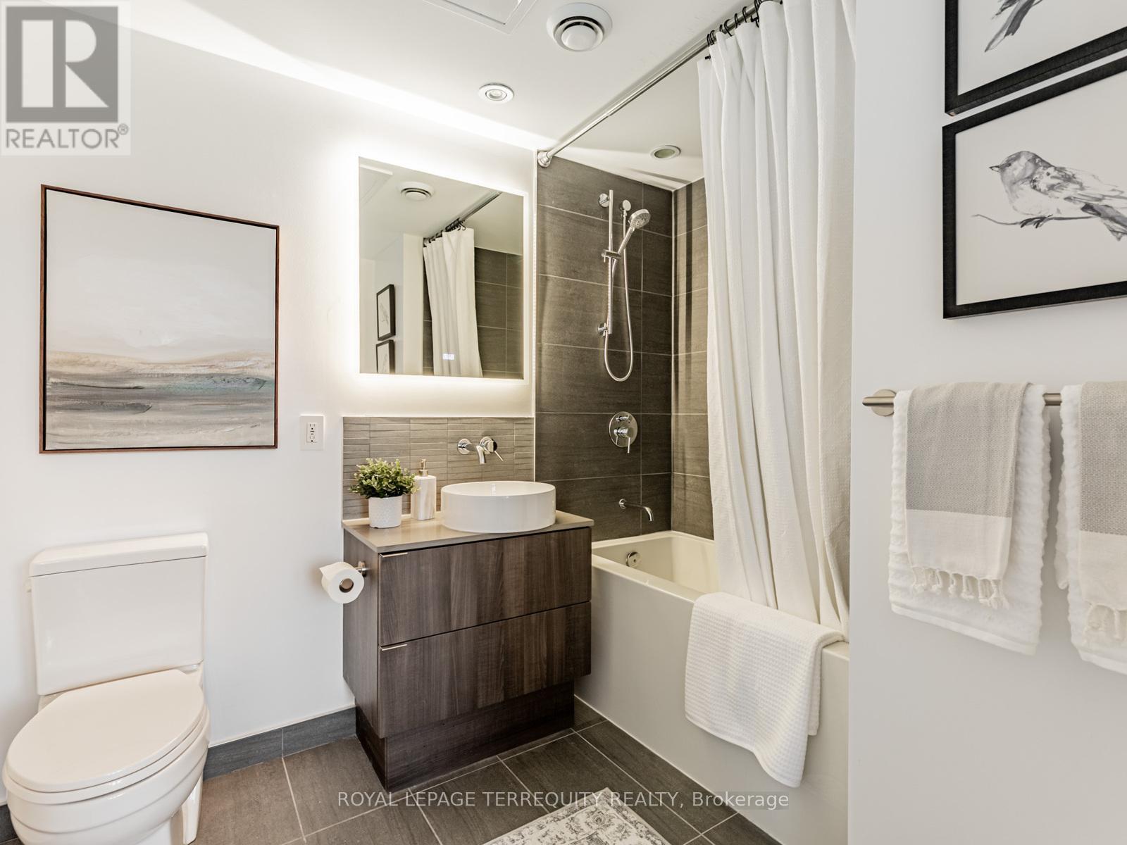 4209 - 161 Roehampton Avenue, Toronto, Ontario  M4P 0C8 - Photo 13 - C12507316