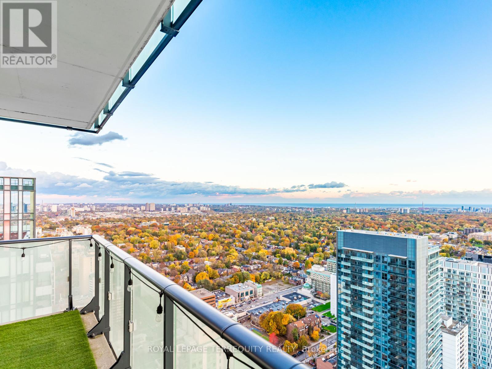 4209 - 161 Roehampton Avenue, Toronto, Ontario  M4P 0C8 - Photo 16 - C12507316