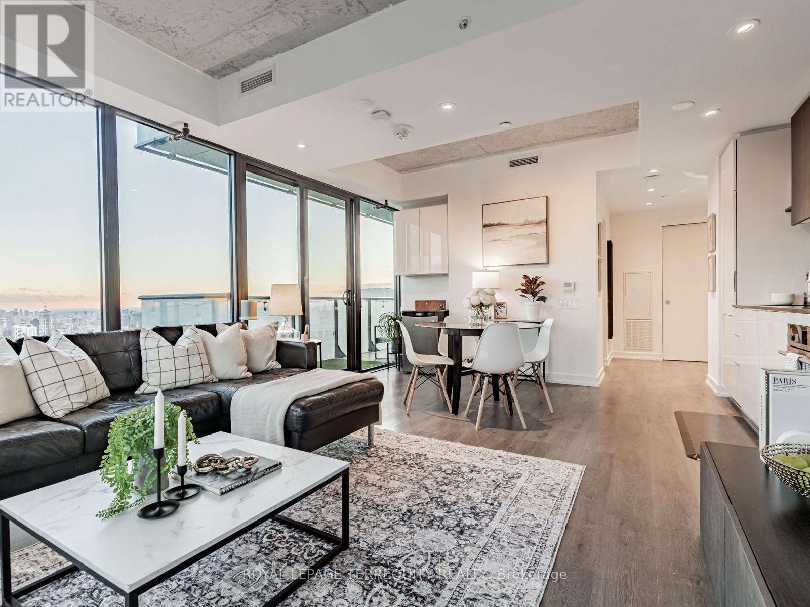 4209 - 161 Roehampton Avenue, Toronto, Ontario  M4P 0C8 - Photo 4 - C12507316