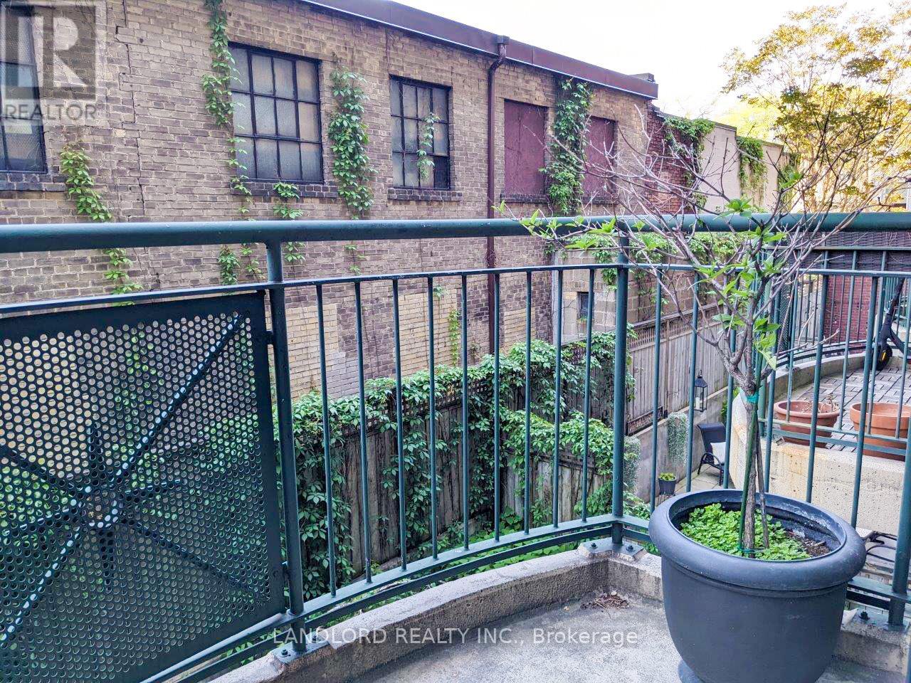 205 - 901 Queen Street W, Toronto, Ontario  M6J 1G5 - Photo 7 - C12507338