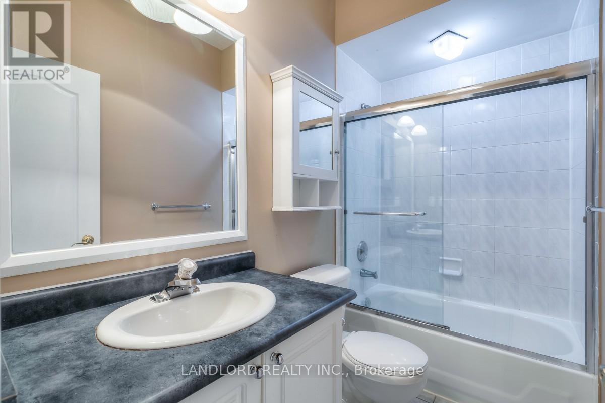 135 Massey Street, Toronto, Ontario  M6J 2T5 - Photo 16 - C12507348