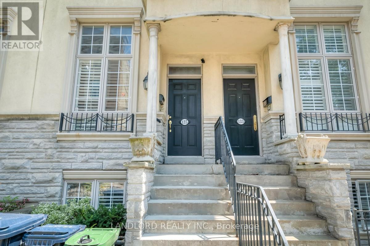 135 Massey Street, Toronto, Ontario  M6J 2T5 - Photo 33 - C12507348