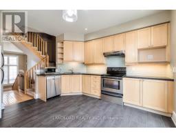 135 MASSEY STREET, Toronto, Ontario