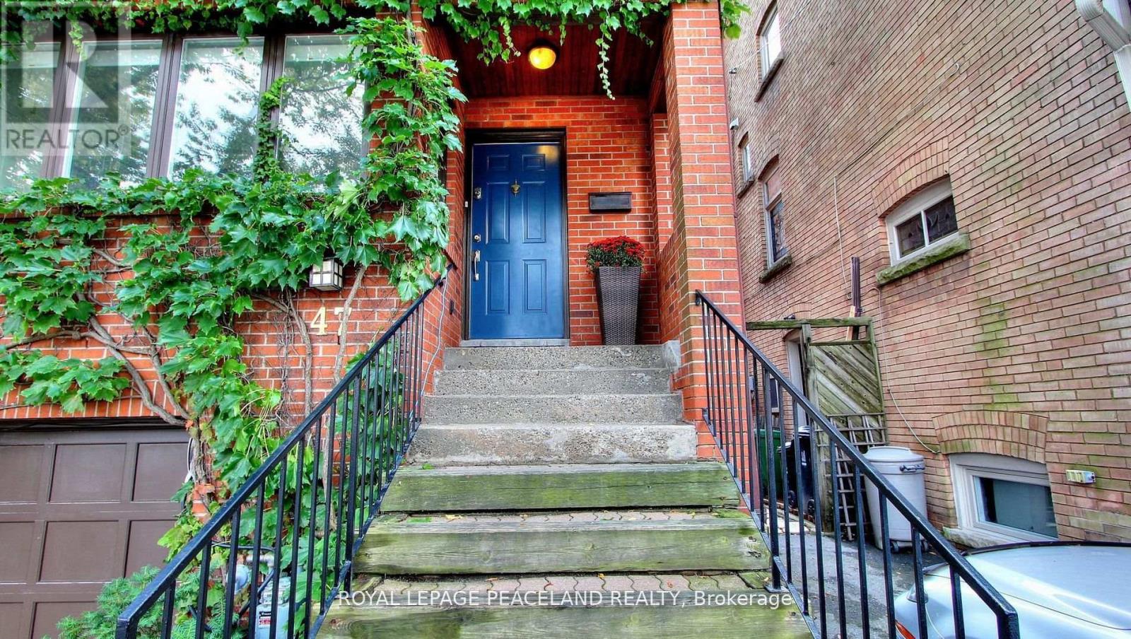 47 MELGUND ROAD, Toronto, Ontario