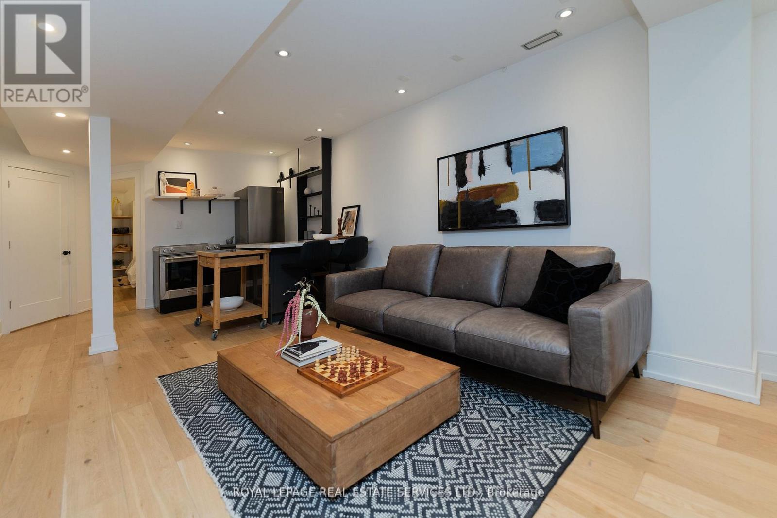 Lower - 10 Wilfrid Avenue, Toronto, Ontario  M4S 2H9 - Photo 12 - C12507464