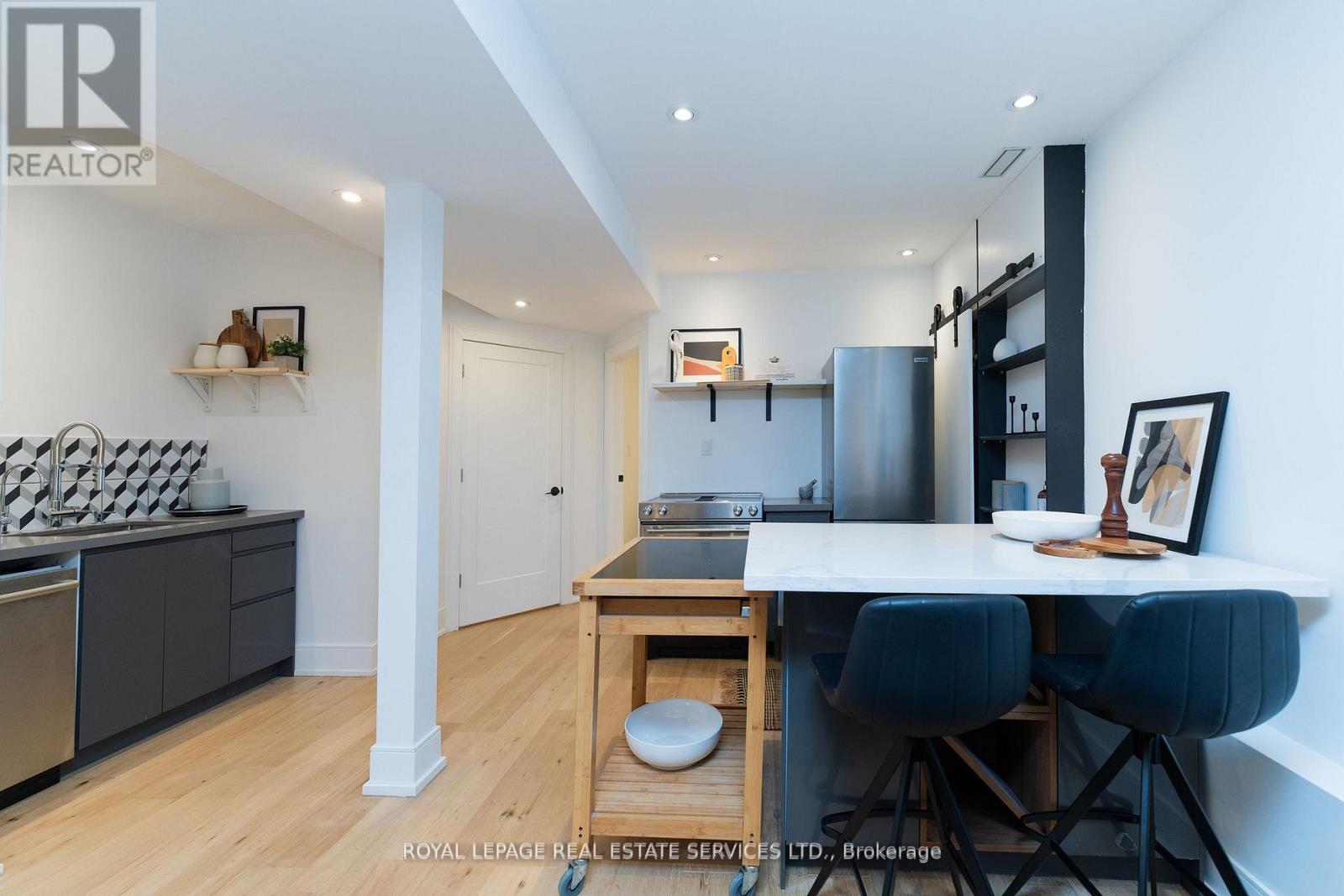 Lower - 10 Wilfrid Avenue, Toronto, Ontario  M4S 2H9 - Photo 19 - C12507464