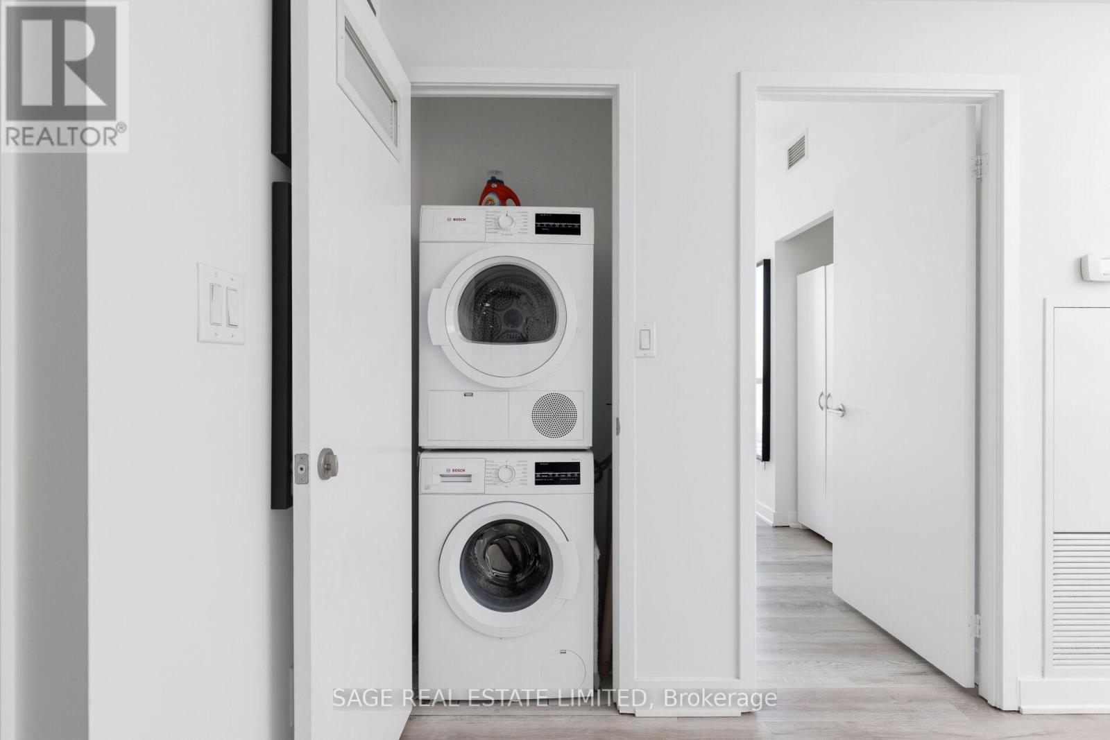 4102 - 21 Iceboat Terrace, Toronto, Ontario  M5V 4A9 - Photo 24 - C12507504