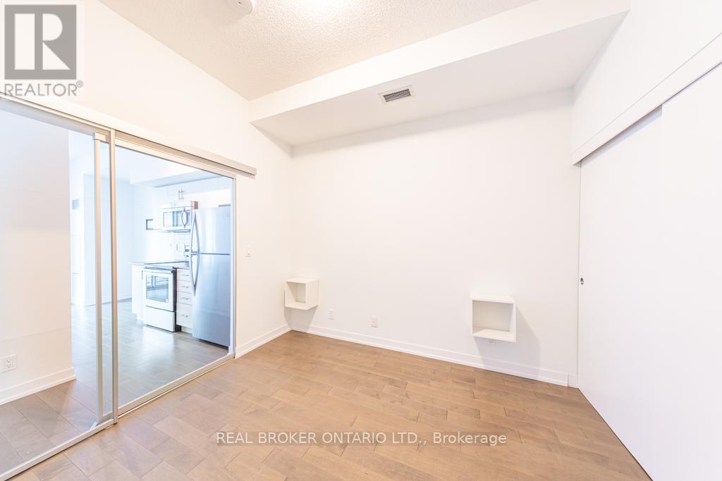 206 - 10 Willison Square, Toronto, Ontario  M5T 0A8 - Photo 18 - C12507510