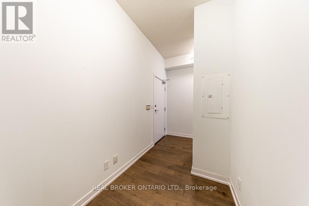 206 - 10 Willison Square, Toronto, Ontario  M5T 0A8 - Photo 4 - C12507510