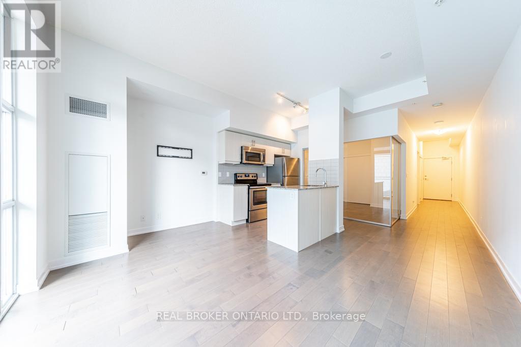 206 - 10 Willison Square, Toronto, Ontario  M5T 0A8 - Photo 8 - C12507510