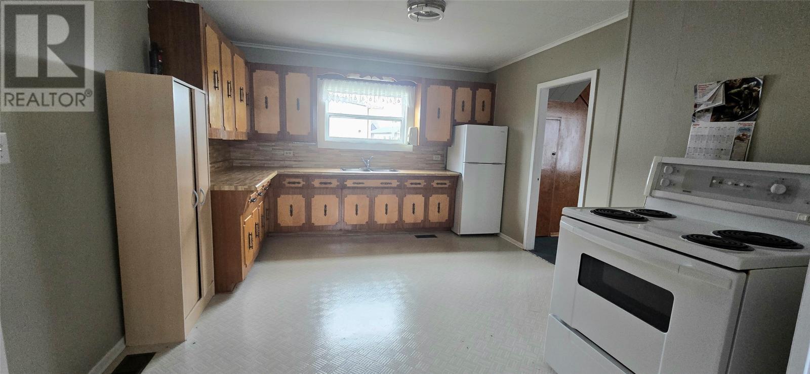 50 Elizabeth Avenue, Grand Bank, Newfoundland & Labrador  A0E 1W0 - Photo 7 - 1291016