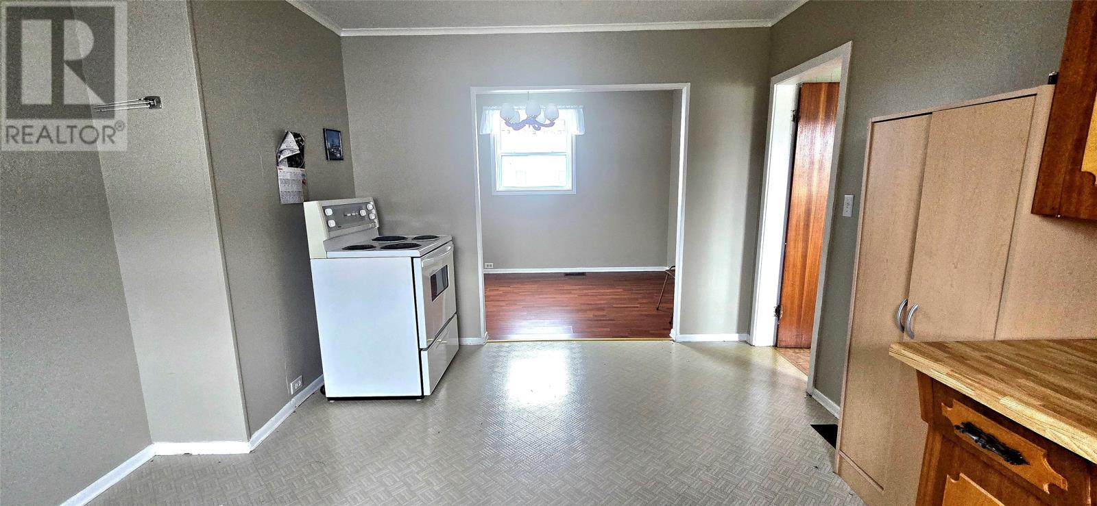 50 Elizabeth Avenue, Grand Bank, Newfoundland & Labrador  A0E 1W0 - Photo 8 - 1291016