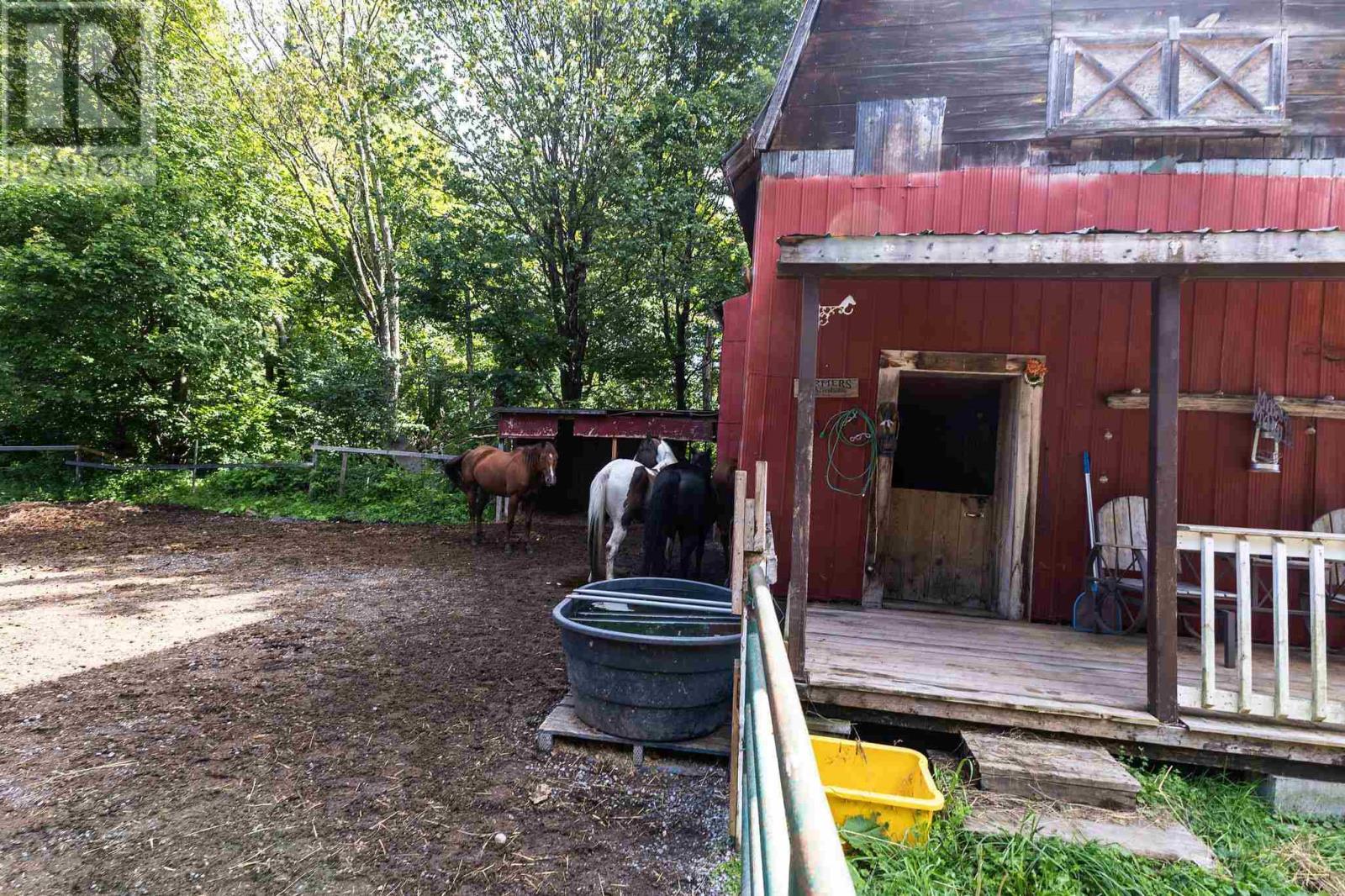 2108 Second Lin W, Sault Ste. Marie, Ontario P6A 6K4 - Photo 35 - SM252429