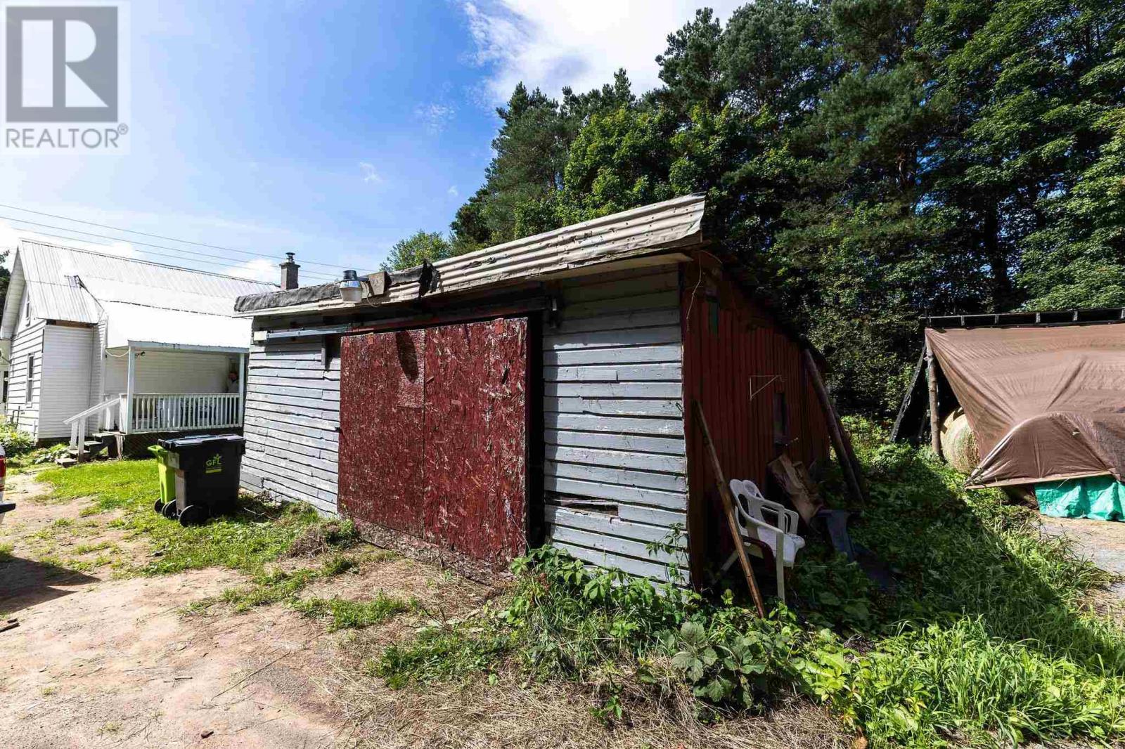 2108 Second Lin W, Sault Ste. Marie, Ontario P6A 6K4 - Photo 40 - SM252429