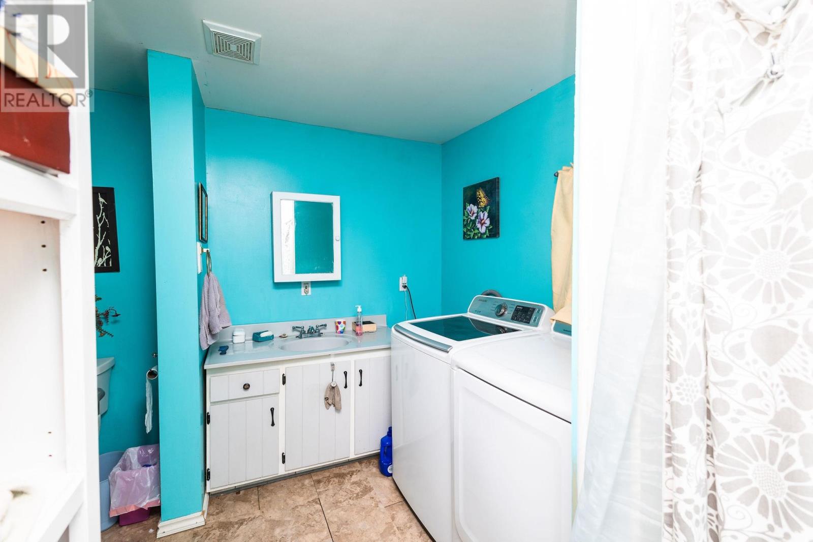 2108 Second Lin W, Sault Ste. Marie, Ontario P6A 6K4 - Photo 21 - SM252429