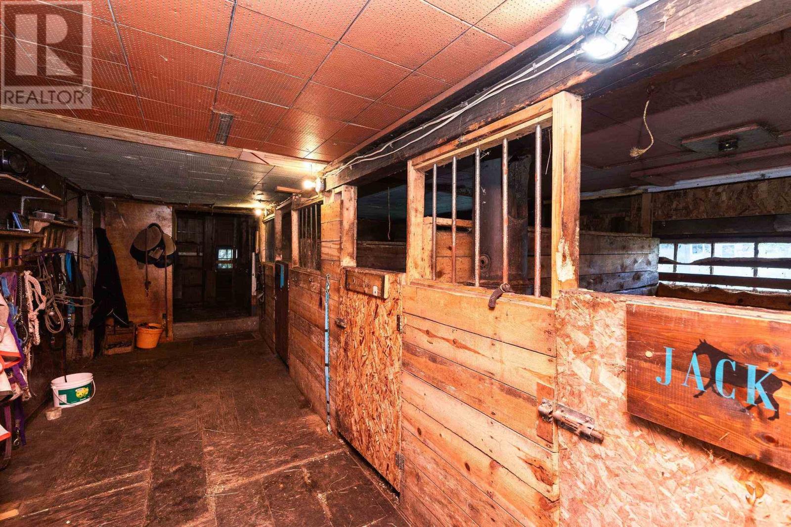 2108 Second Lin W, Sault Ste. Marie, Ontario P6A 6K4 - Photo 36 - SM252429