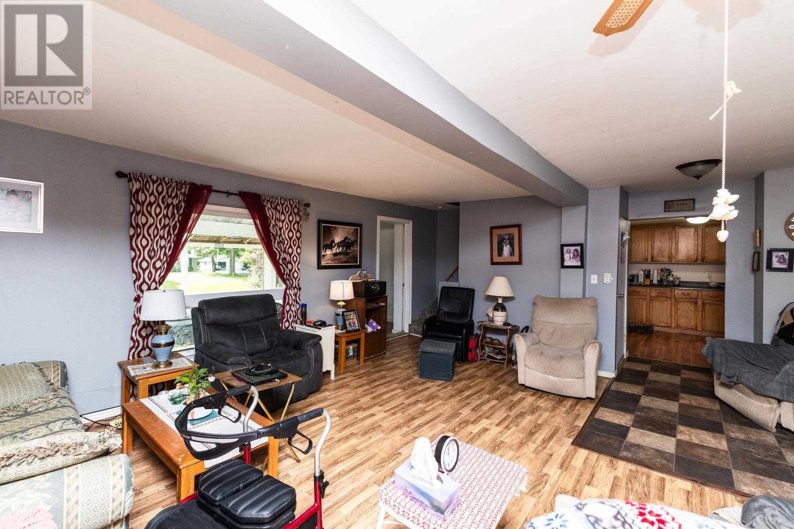 2108 Second Lin W, Sault Ste. Marie, Ontario P6A 6K4 - Photo 9 - SM252429