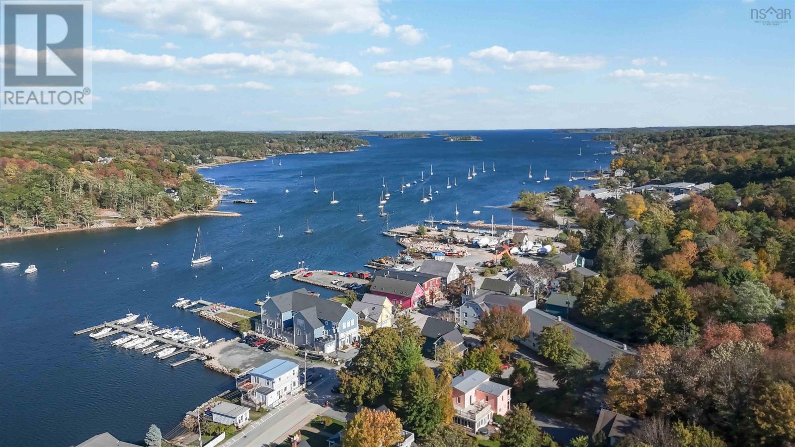 64 Maple Street, Mahone Bay, Nova Scotia  B0J 2E0 - Photo 4 - 202525163