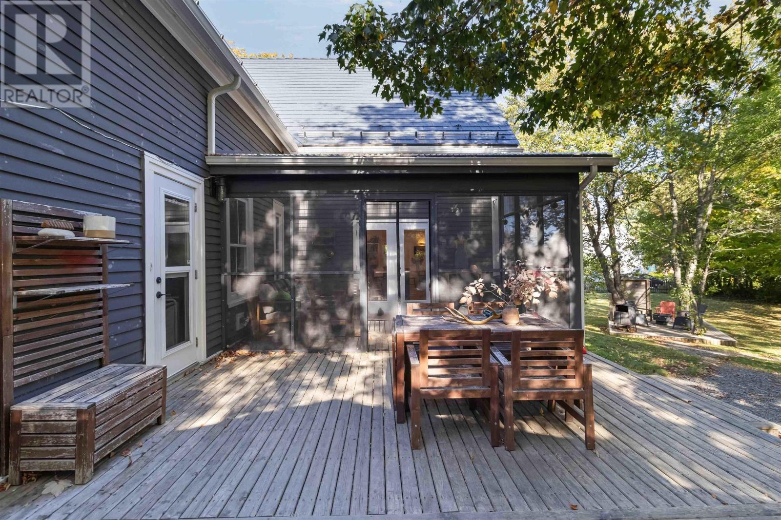 64 Maple Street, Mahone Bay, Nova Scotia  B0J 2E0 - Photo 34 - 202525163