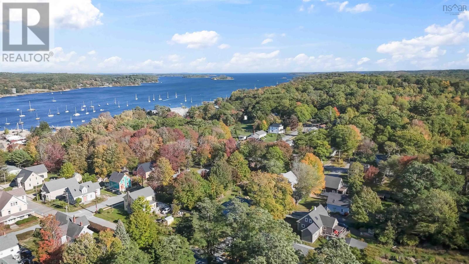 64 Maple Street, Mahone Bay, Nova Scotia  B0J 2E0 - Photo 5 - 202525163