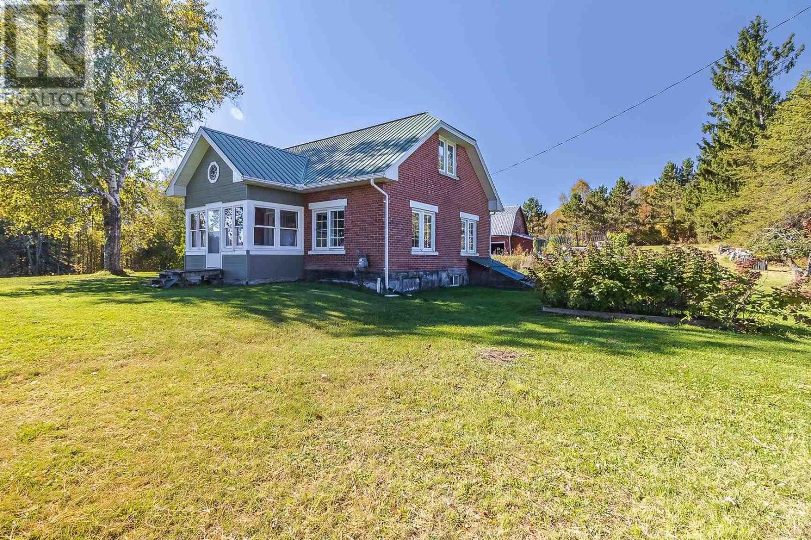 1621 Hwy 638 Hwy, Bruce Mines, Ontario P0R 1L0 - Photo 3 - SM252936