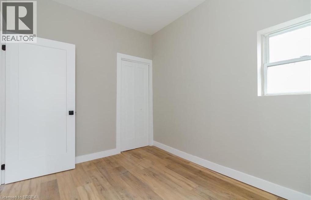 302 Colborne Street Unit# 3, Brantford, Ontario  N3S 3M9 - Photo 10 - 40749852