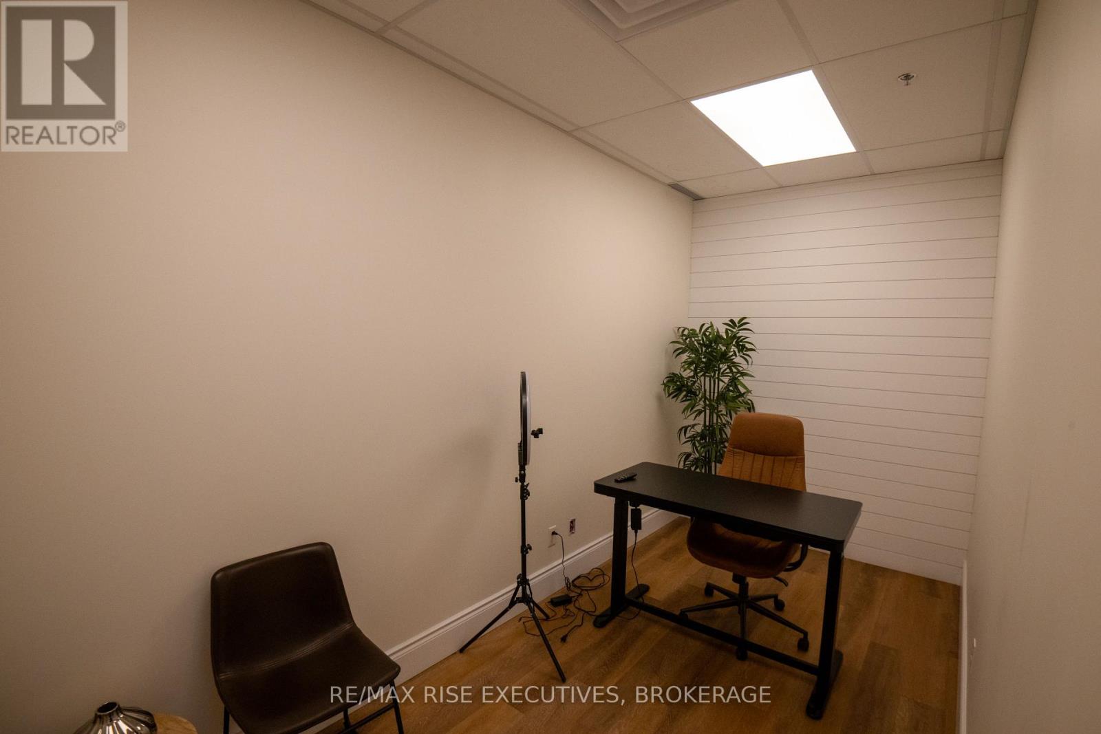 230 - 623 Fortune Crescent, Kingston, Ontario K7P 0E5 - Photo 13 - X12507564