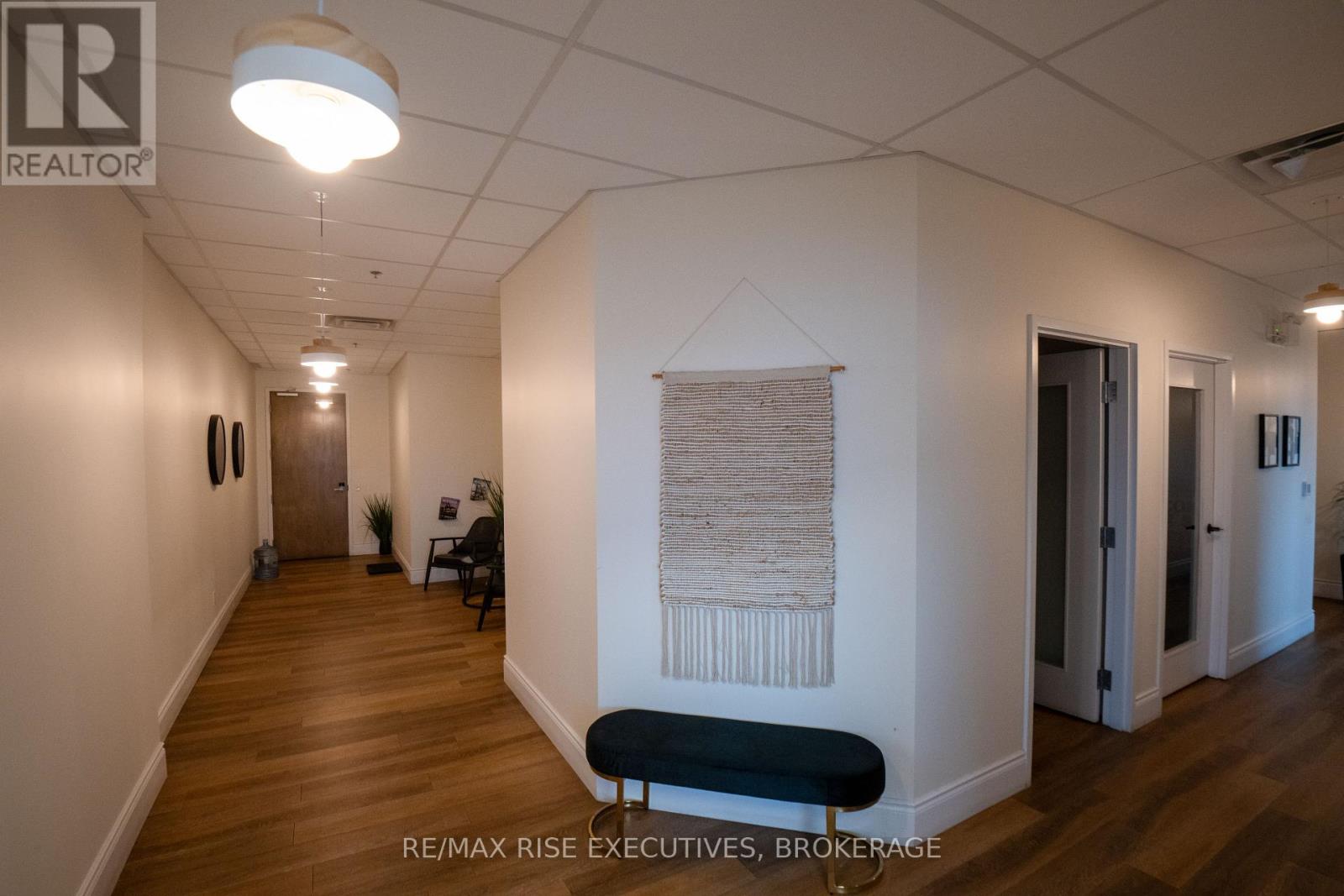 230 - 623 Fortune Crescent, Kingston, Ontario K7P 0E5 - Photo 4 - X12507564