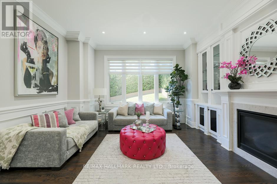 44 Scarboro Crescent, Toronto, Ontario  M1M 2J4 - Photo 13 - E12507276