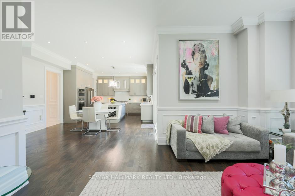 44 Scarboro Crescent, Toronto, Ontario  M1M 2J4 - Photo 15 - E12507276