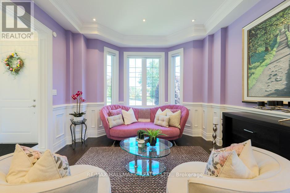 44 Scarboro Crescent, Toronto, Ontario  M1M 2J4 - Photo 4 - E12507276