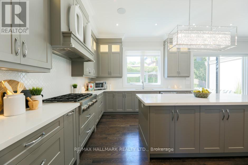 44 Scarboro Crescent, Toronto, Ontario  M1M 2J4 - Photo 9 - E12507276