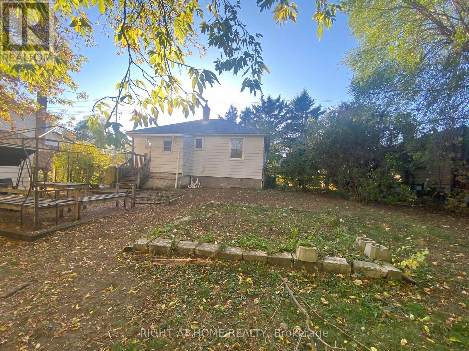 97 Galloway Road E, Toronto, Ontario  M1E 1W8 - Photo 14 - E12507438