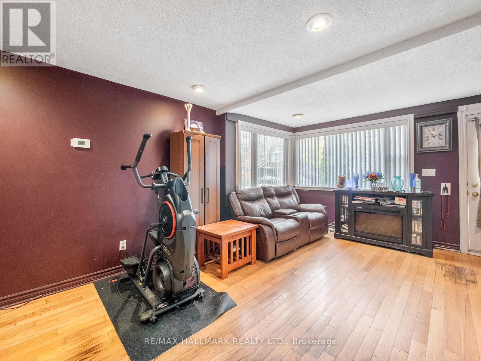 33 Earl Grey Road, Toronto, Ontario  M4J 3L3 - Photo 11 - E12507480