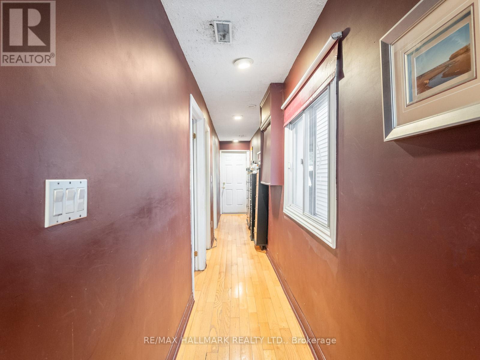 33 Earl Grey Road, Toronto, Ontario  M4J 3L3 - Photo 13 - E12507480