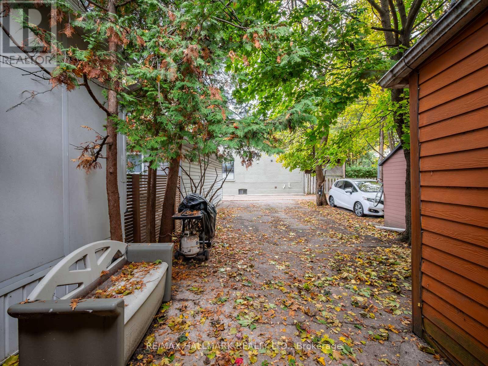 33 Earl Grey Road, Toronto, Ontario  M4J 3L3 - Photo 22 - E12507480