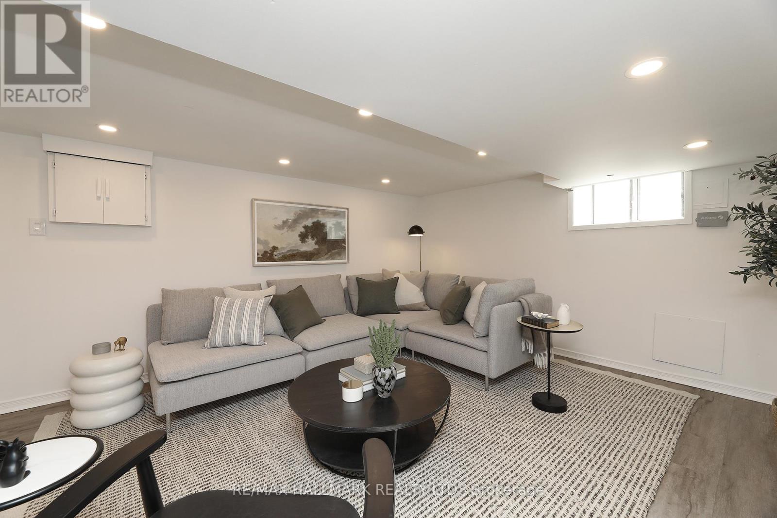 18 Badgerow Avenue, Toronto, Ontario M4M 1V1 - Photo 23 - E12506176