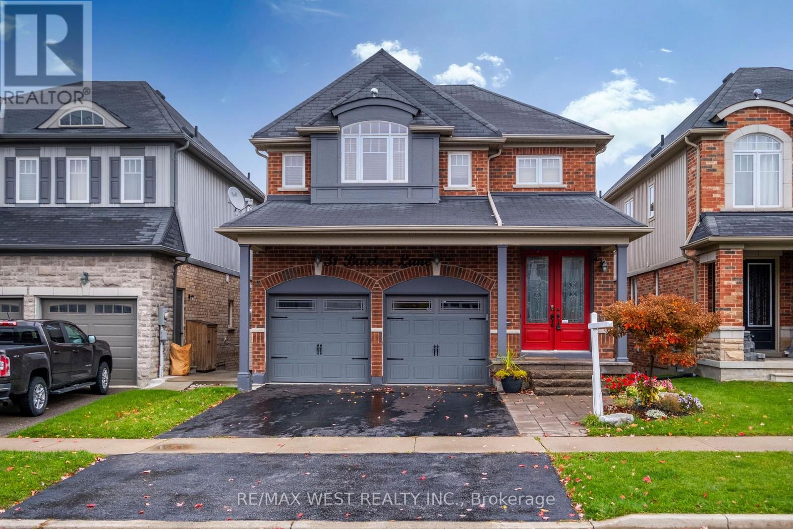 31 Buxton Lane, Clarington, Ontario  L1C 0J9 - Photo 2 - E12507456