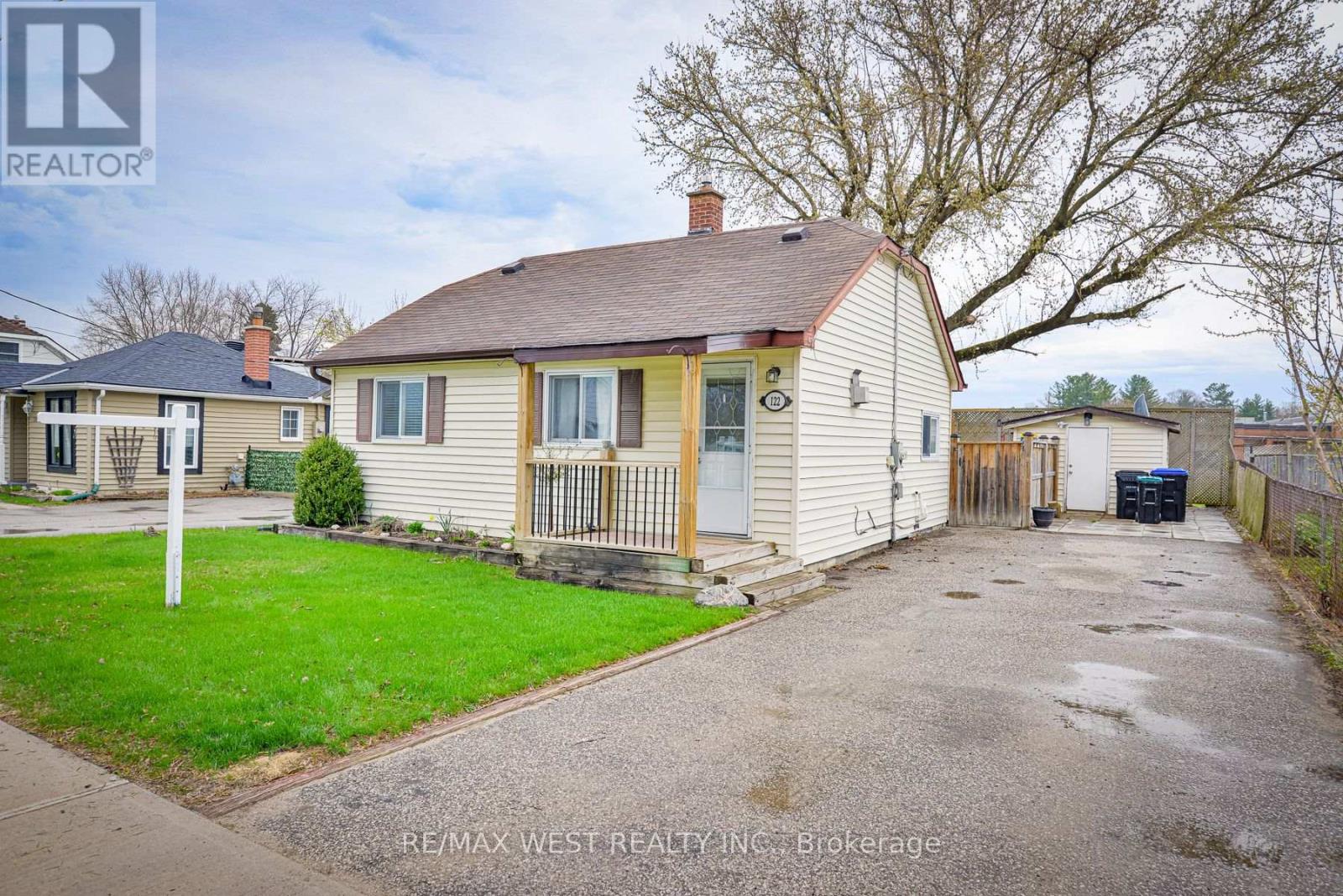 122 RAGLAN STREET, Essa, Ontario