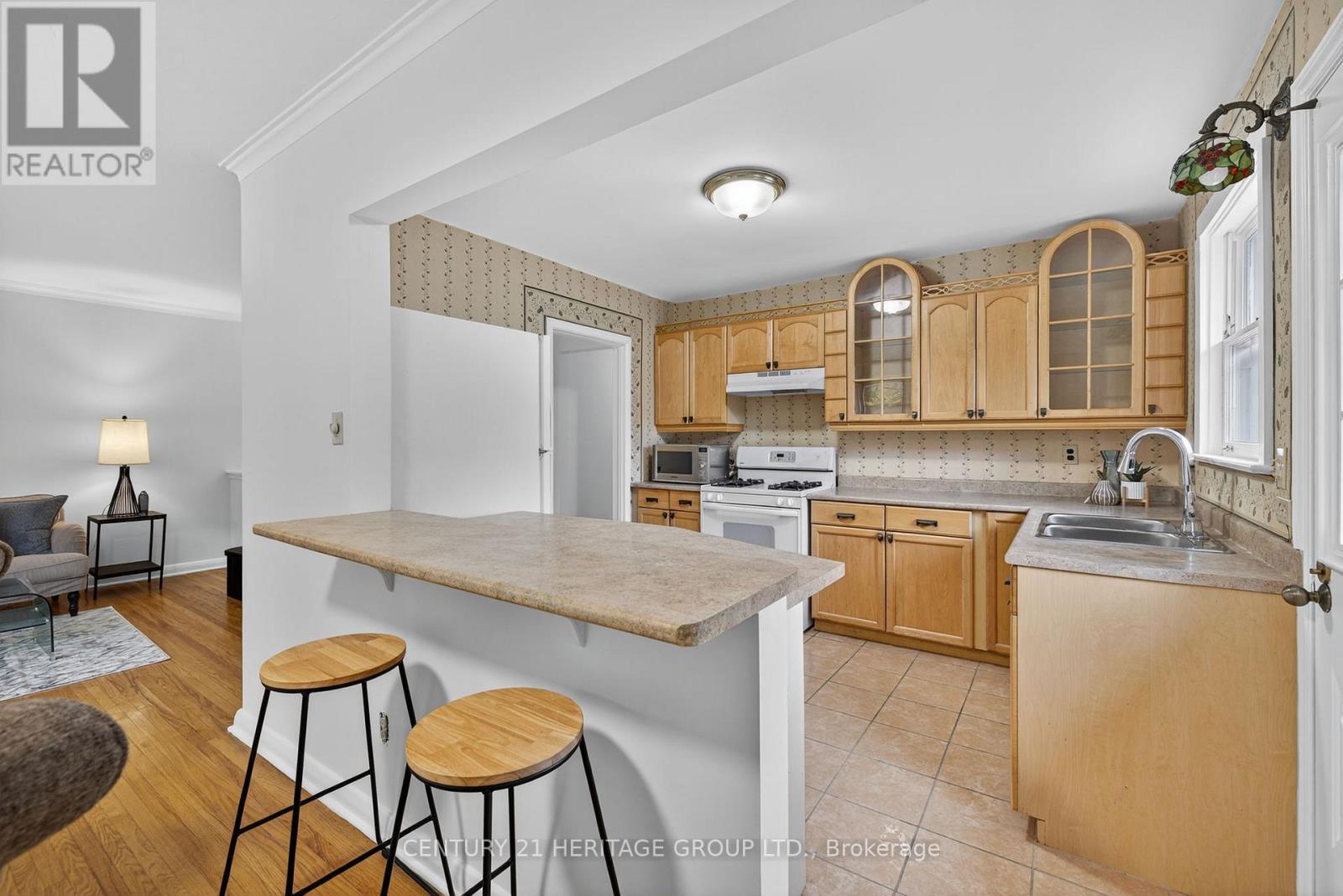 49 Bayview Parkway, Newmarket, Ontario  L3Y 3W2 - Photo 15 - N12507300