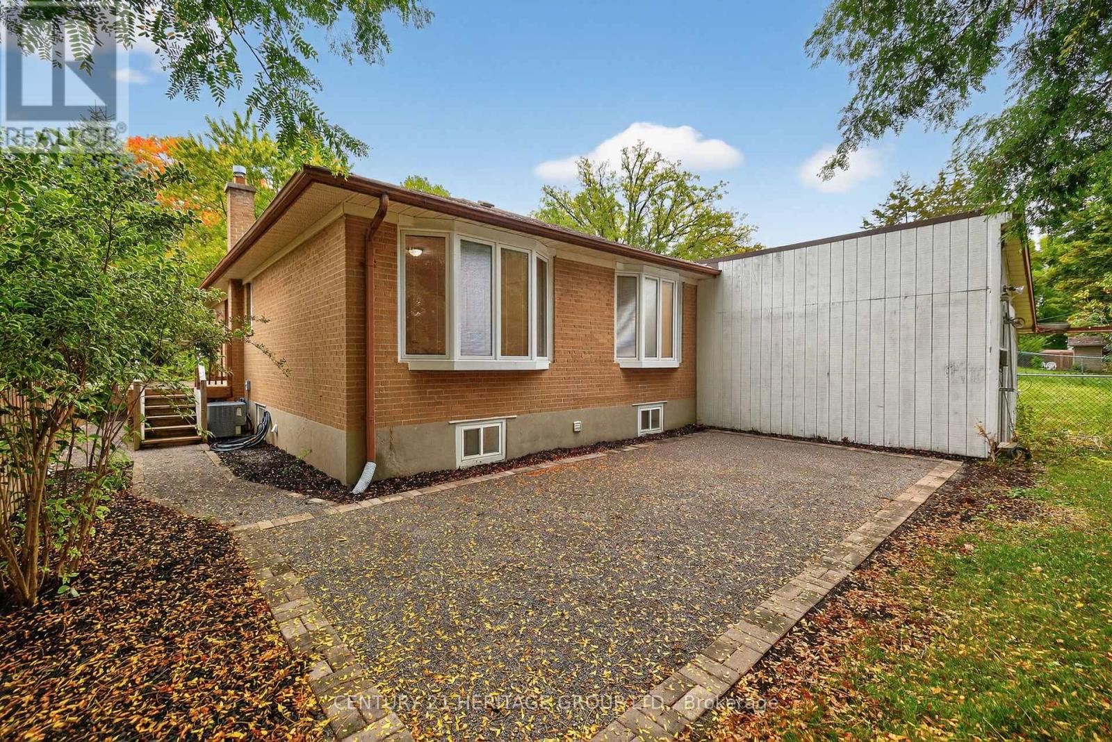 49 Bayview Parkway, Newmarket, Ontario  L3Y 3W2 - Photo 42 - N12507300