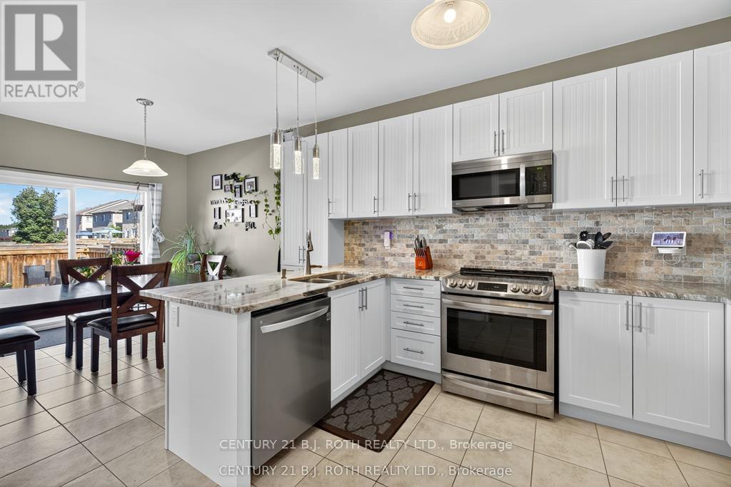 50 Bramsey Street, Georgina, Ontario  L0E 1R0 - Photo 9 - N12507362