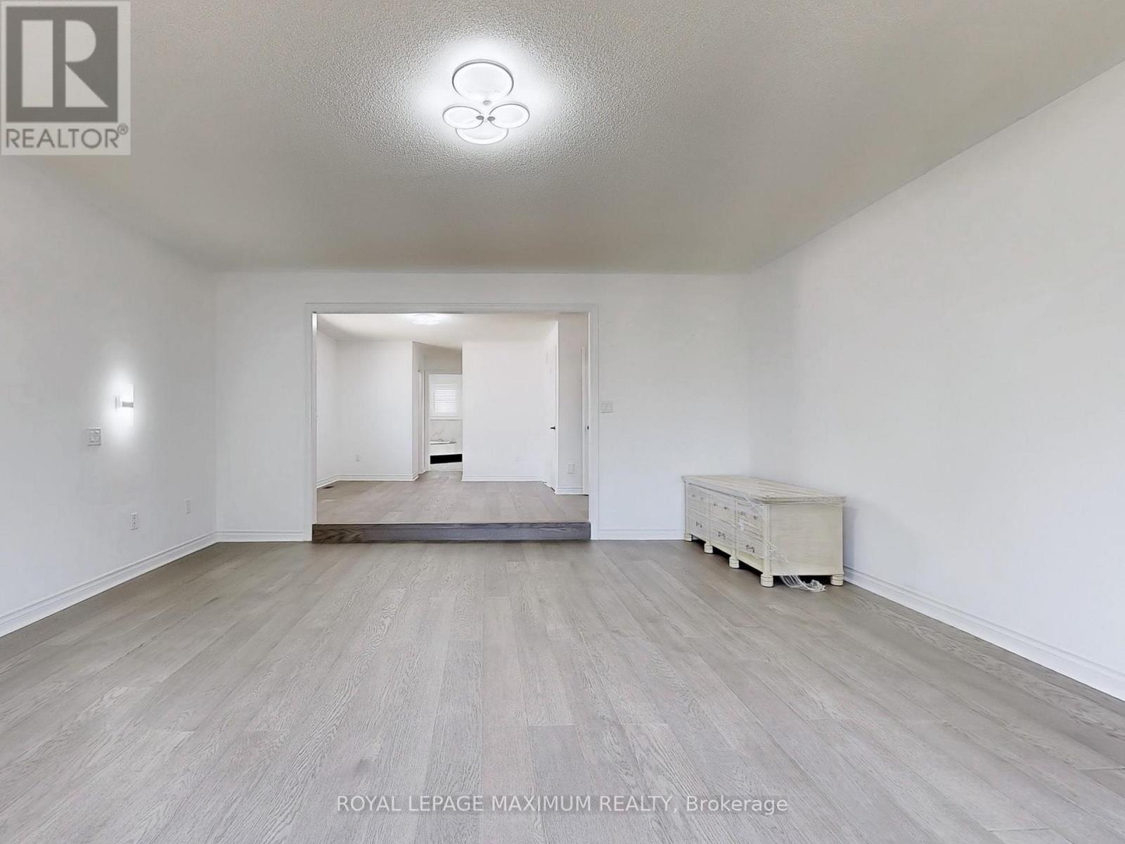 22 A Waltham Crescent, Richmond Hill, Ontario  L4B 1Z2 - Photo 22 - N12507524