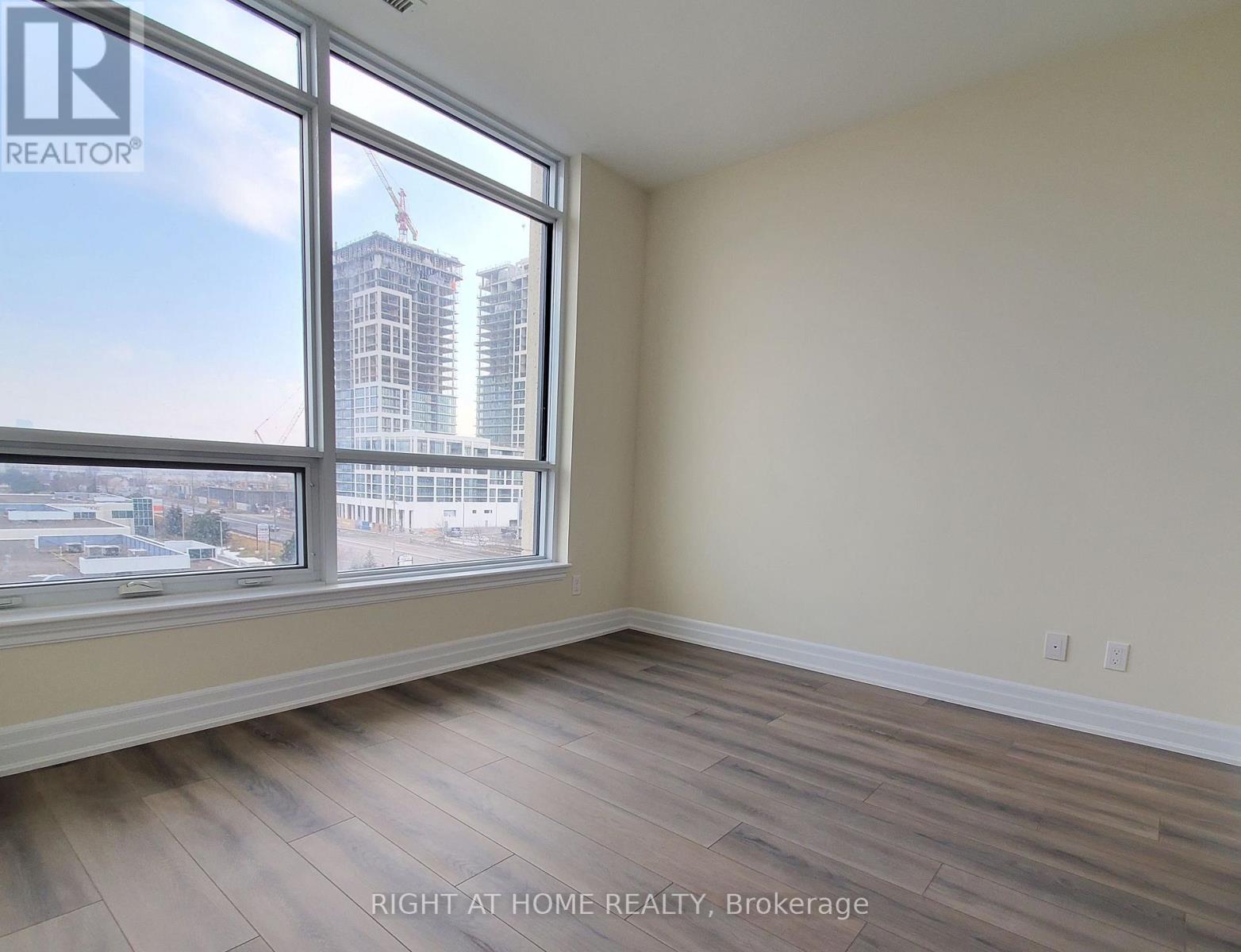 606 - 9075 Jane Street, Vaughan, Ontario  L4K 0L7 - Photo 10 - N12507532