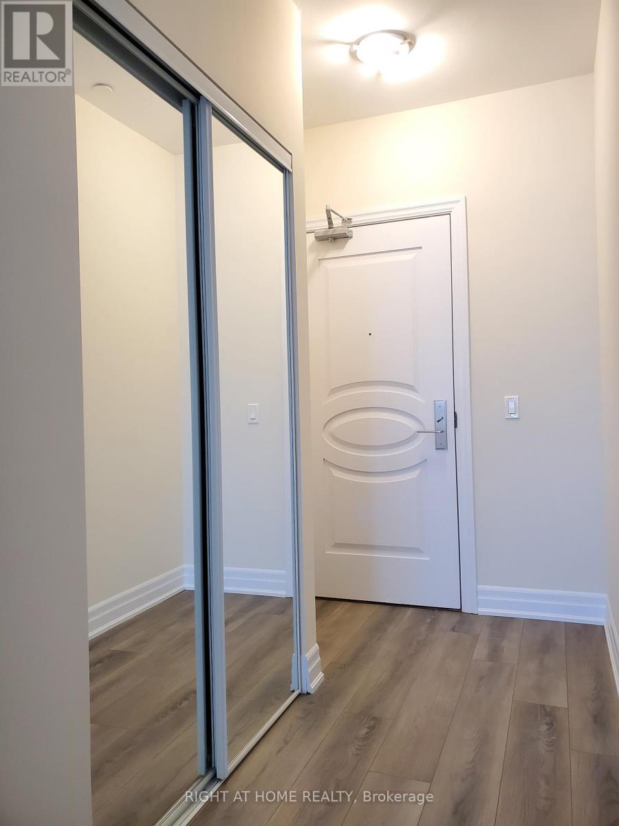 606 - 9075 Jane Street, Vaughan, Ontario  L4K 0L7 - Photo 5 - N12507532