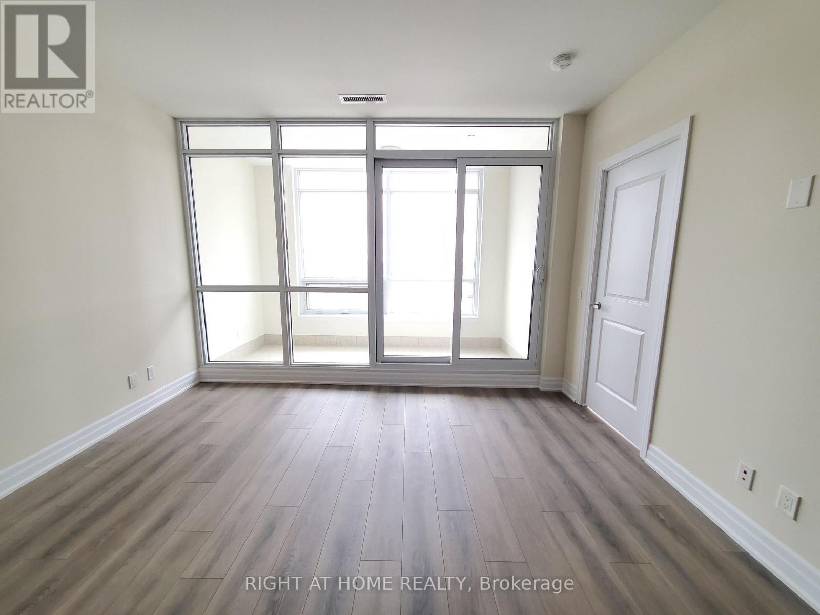 606 - 9075 Jane Street, Vaughan, Ontario  L4K 0L7 - Photo 6 - N12507532