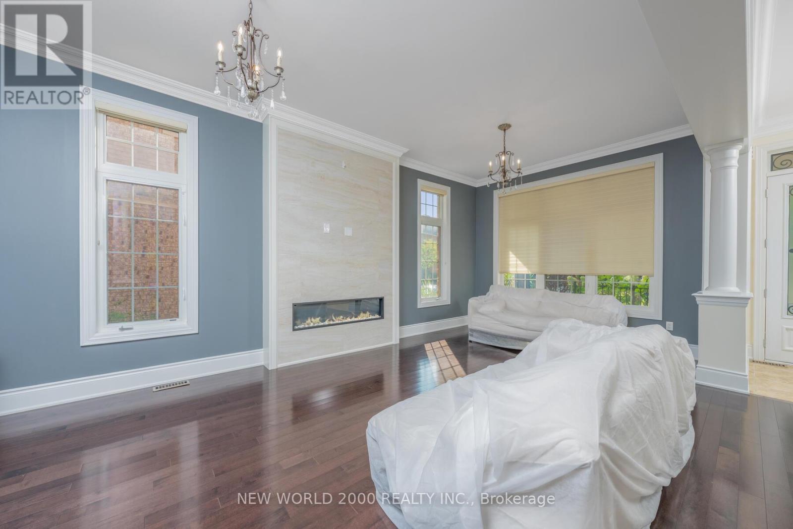 10 Orleans Circle, Vaughan, Ontario  L4H 0V4 - Photo 5 - N12507538