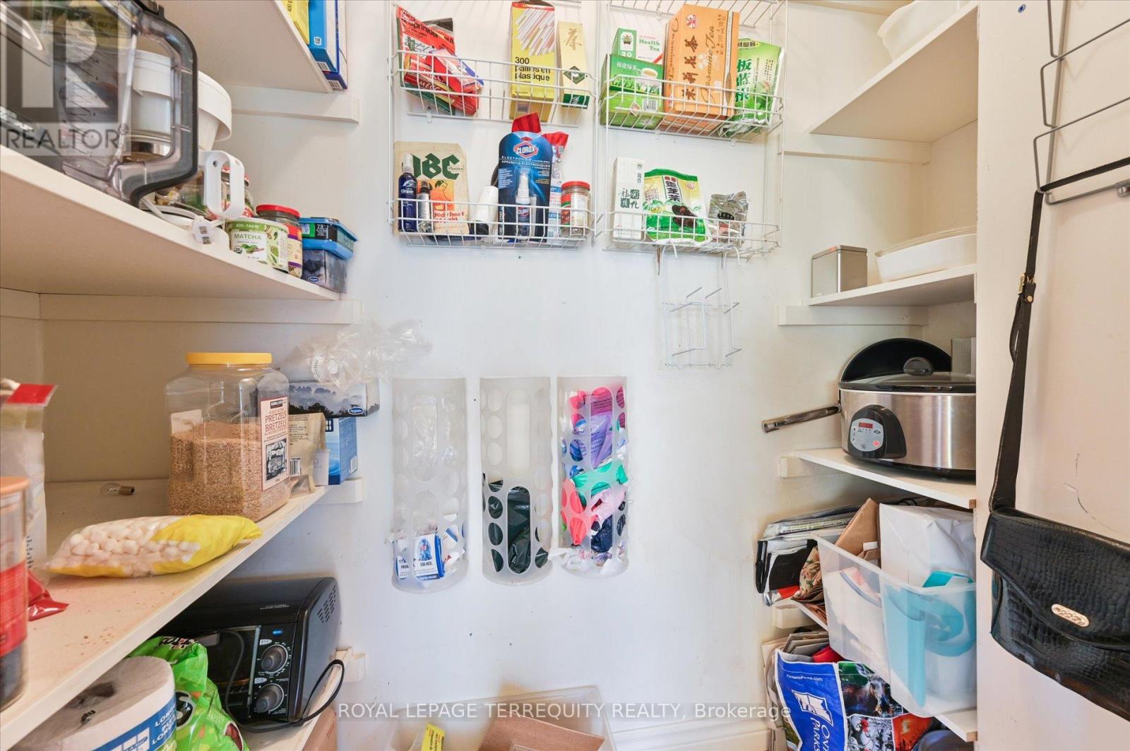 20 Leighland Drive, Markham, Ontario  L3R 7R4 - Photo 22 - N12507556